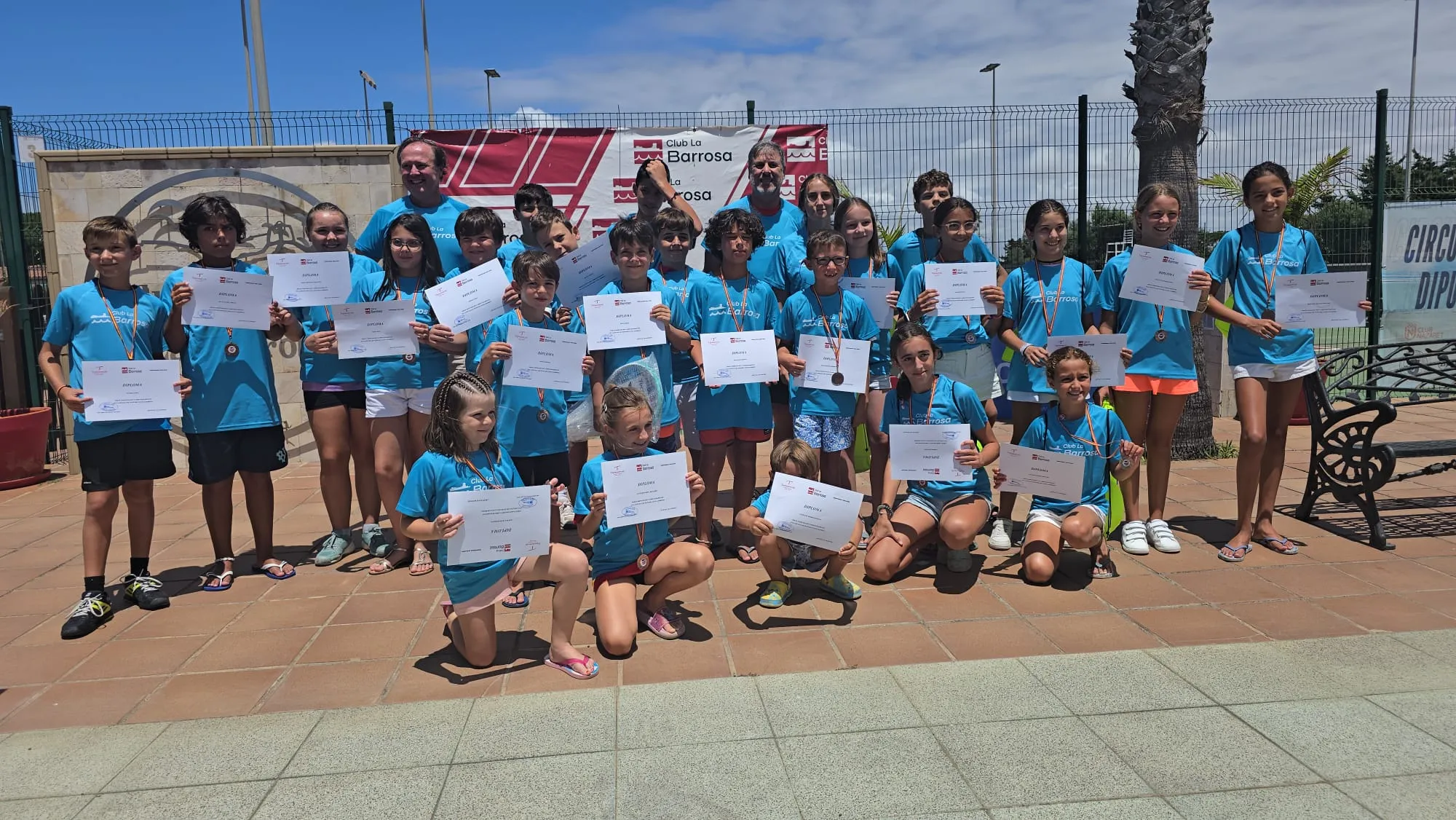 Escuela de Tenis del Club La Barrosa, clausula de temporada