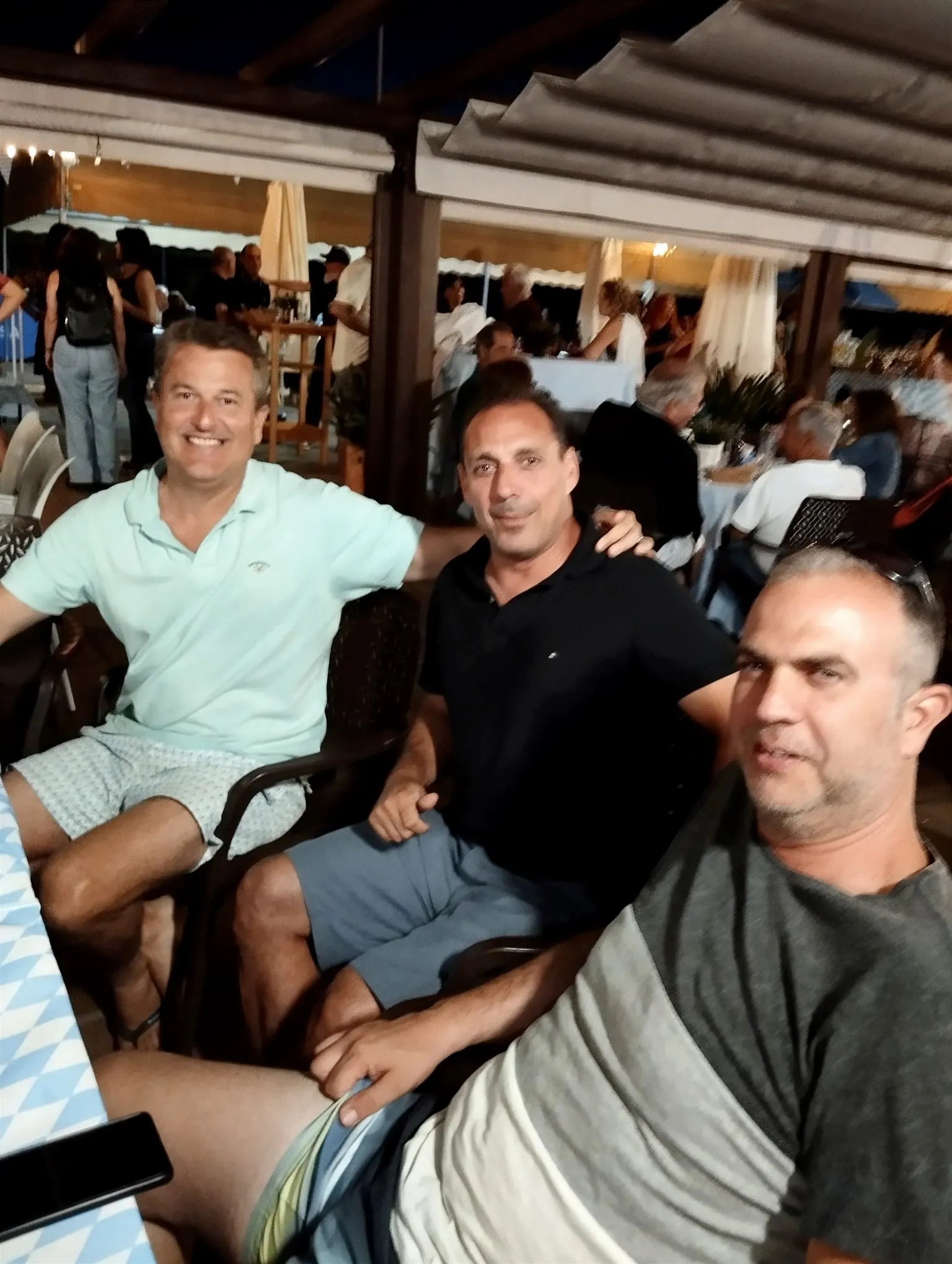 Club La Barrosa, ocio, gastronomía y deporte se unen