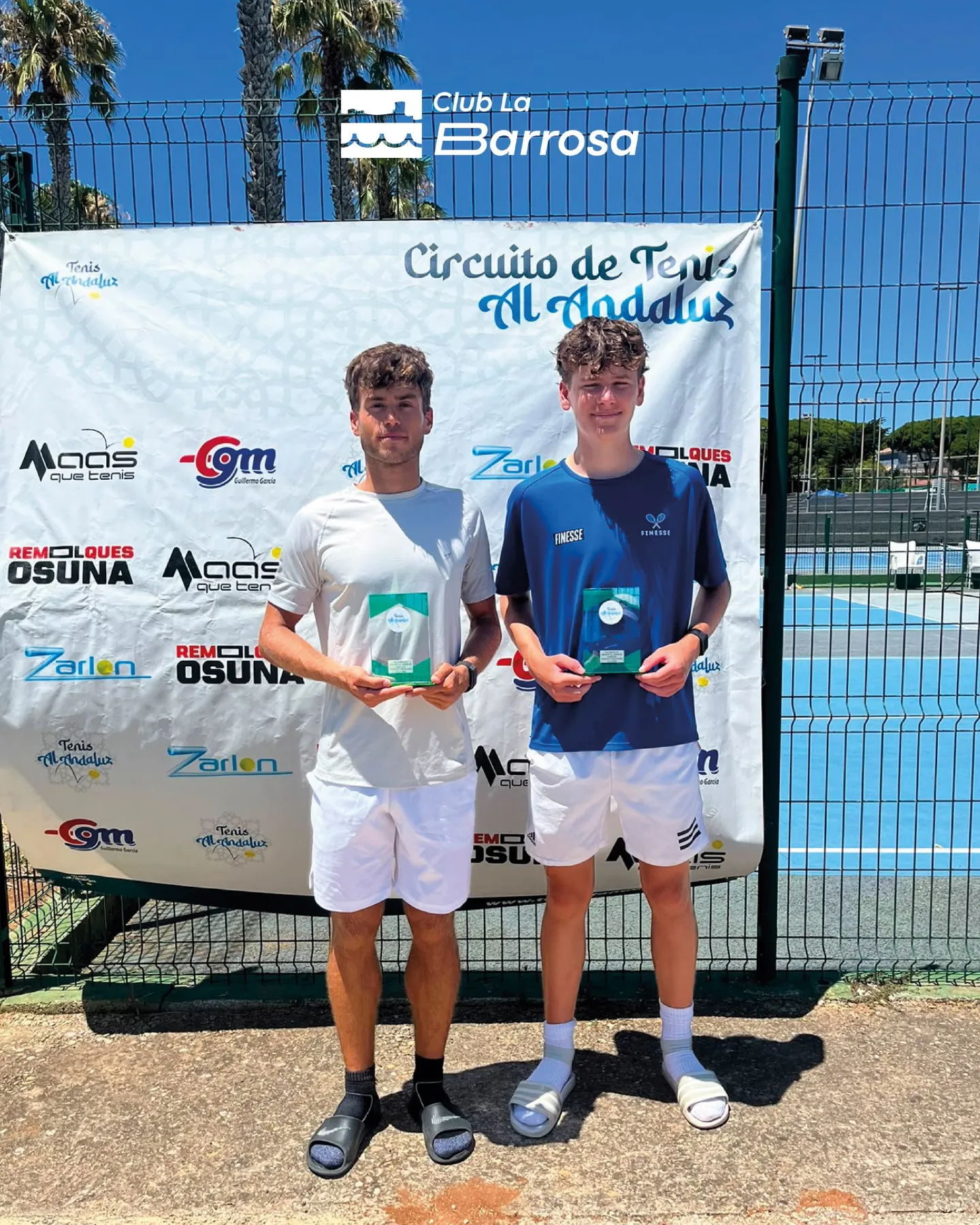 Campeón y finalista del cuadro absoluto masculino en el Club La Barrosa
